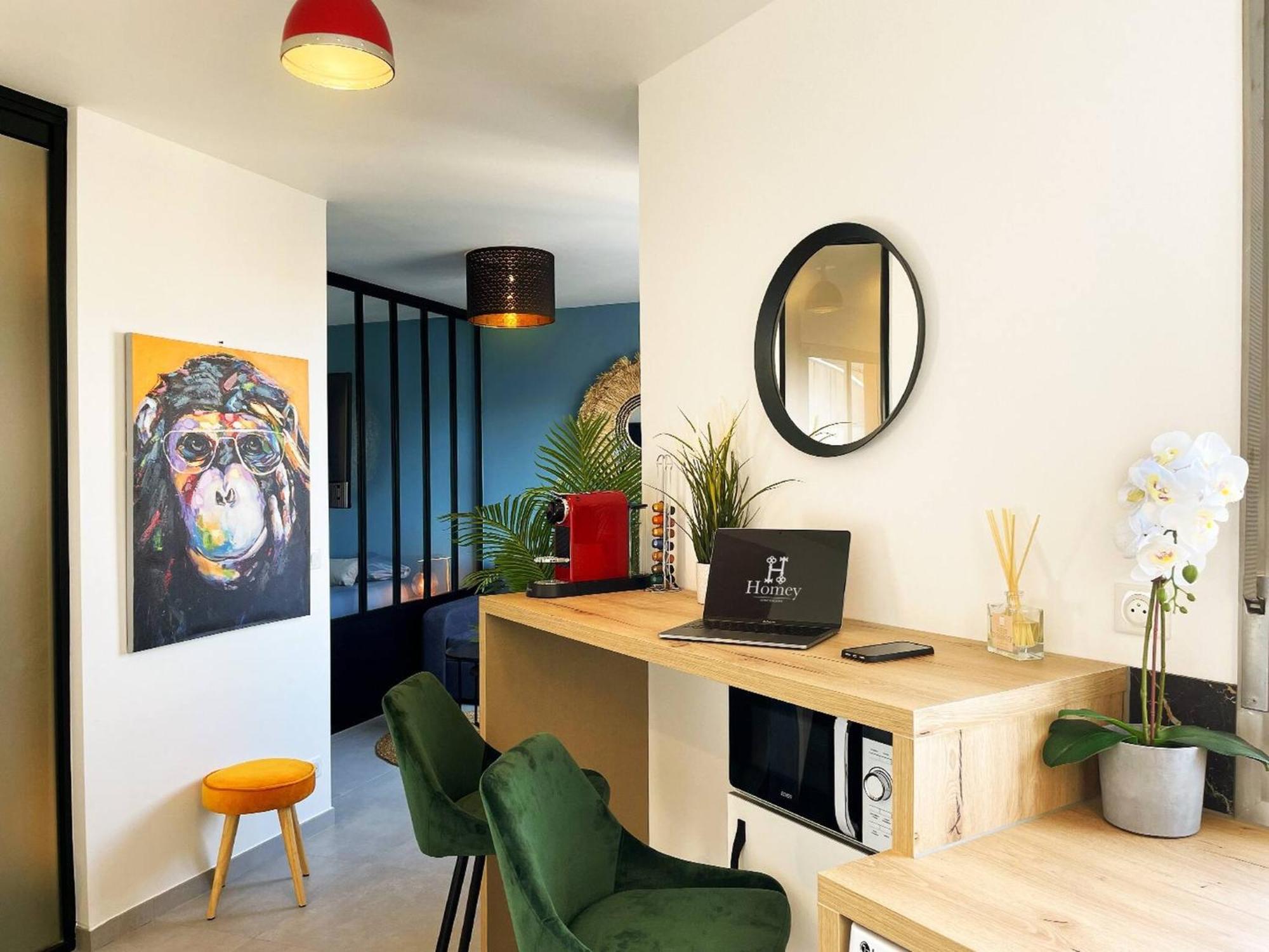 Homey Superchill - Appartement Moderne Et Tout Equipe - Netflix Et Wifi Inclus - Situe En Hyper-Centre - Proche Geneve 안마스 외부 사진